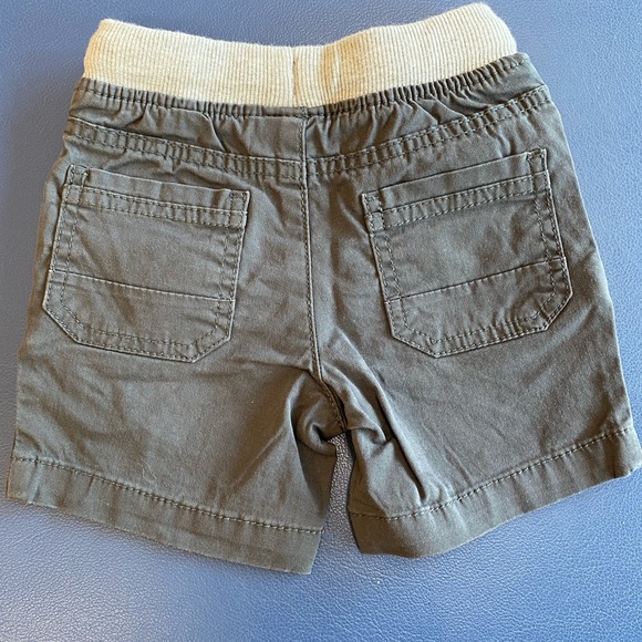 Gray 12 month drawstring shorts - Picture 2 of 3